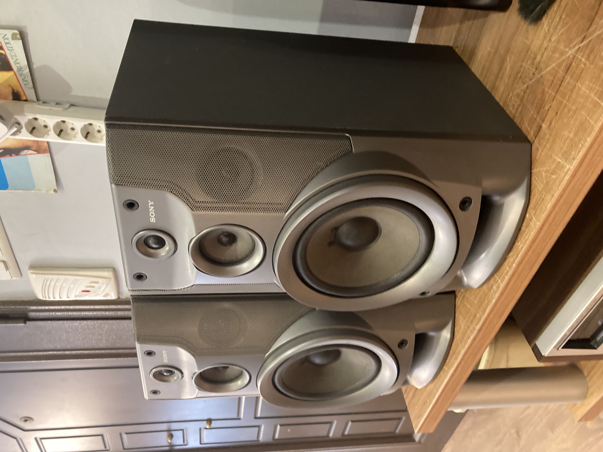 SONY HOPARLÖR TAKIMI