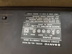 Sanyo Şarkı başı bulabilen Kasetçalar