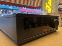Rega IO stereo amfi