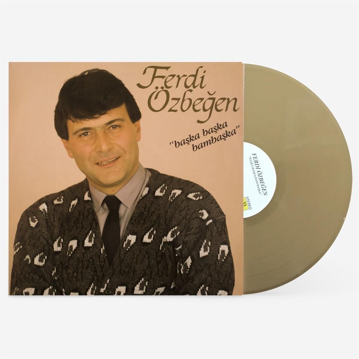 Ferdi Özbeğen - Başka Başka Bambaşka Renkli Plak