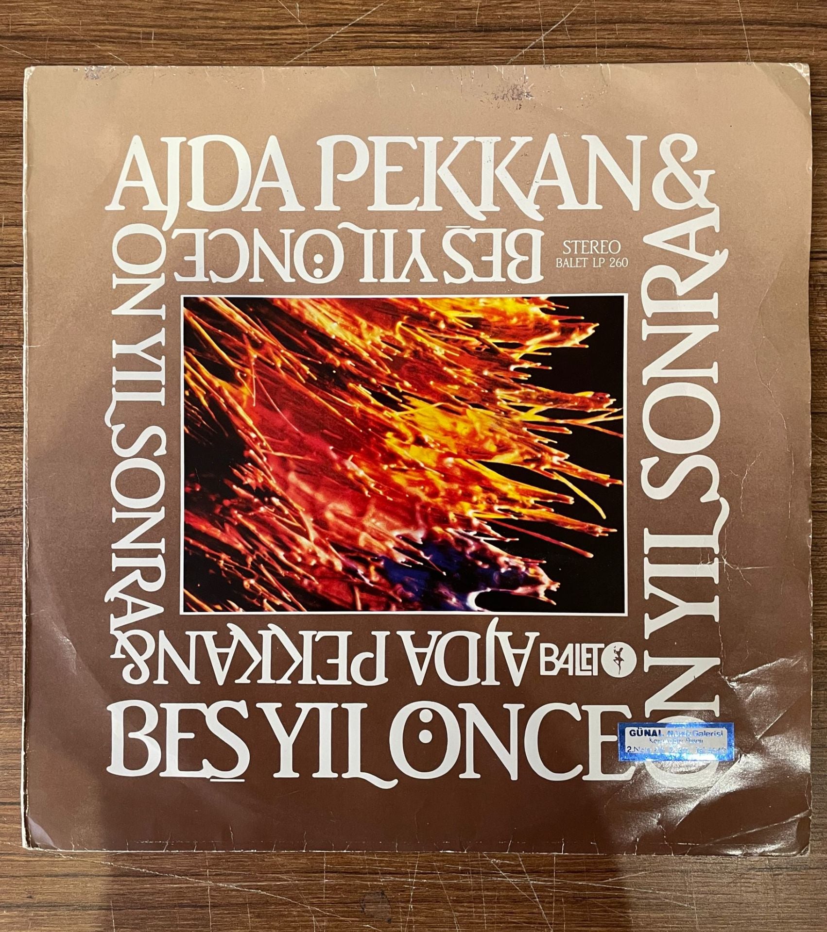 Ajda Pekkan - Beş Yıl Önce On Yıl Sonra 33'lük Dönem Baskı Plak