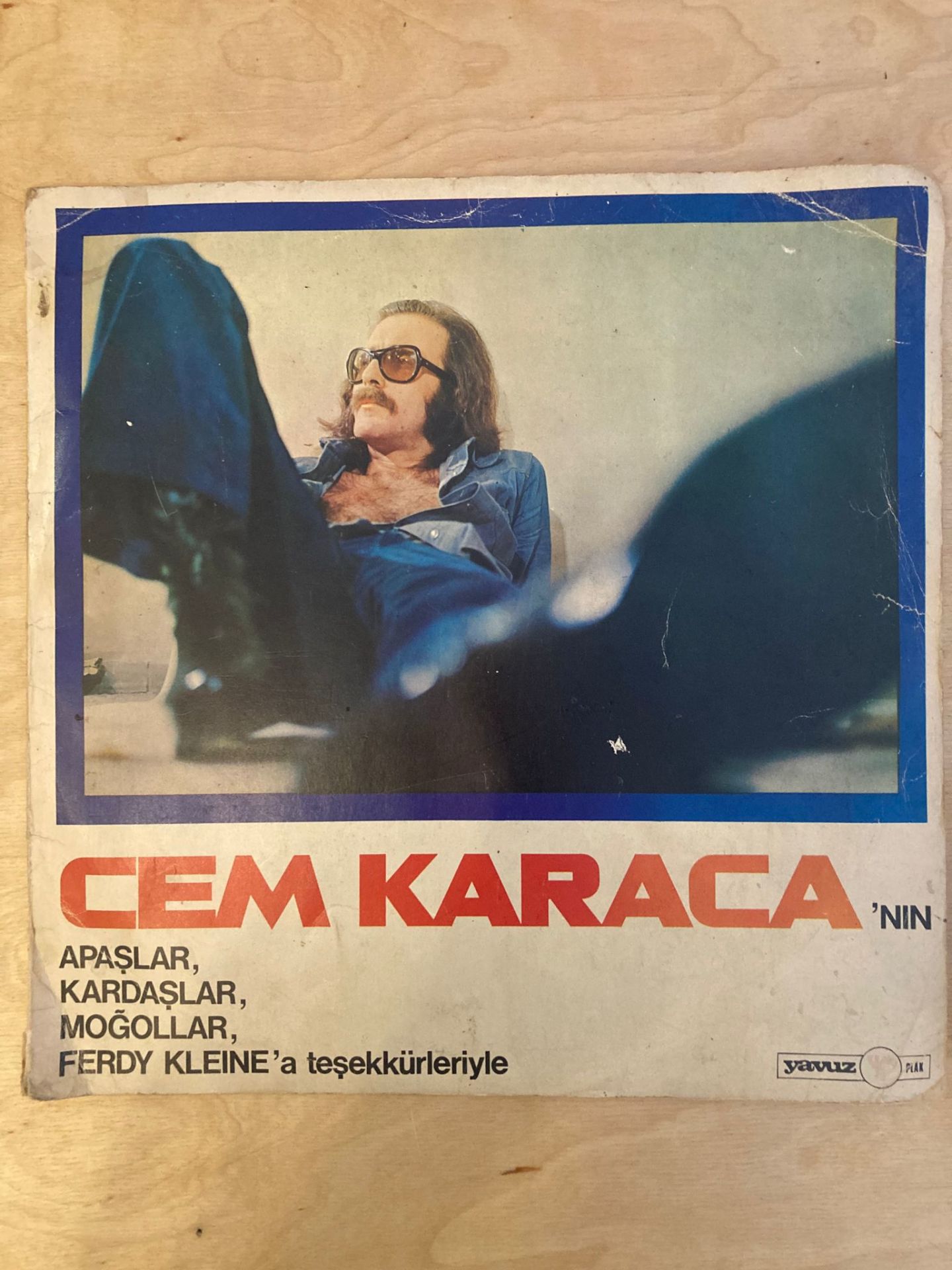 Cem Karaca - Cem Karaca'nın Apaşlar, Kardaşlar, Moğollar Ve Ferdy Klein'a Teşekkürleriyle 33'lük Dönem Baskı Plak